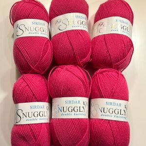 NWT Snuggly DK yarn from Sirdar. Bundle contains 6 50-gm skeins in rose.